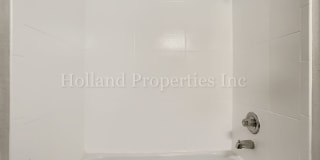 2BR Portland Home | Skylight, Wood Fireplace & Screened Porch 2BR Portland Home | Skylight, Wood Fireplace & Screened Porch Gallery 15
