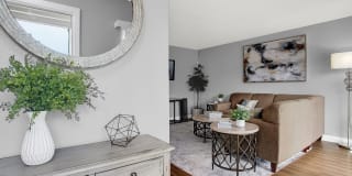 Verona at Silver Hill Gallery 23