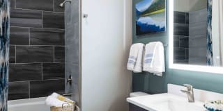 Upton Oxmoor Apartments Gallery 13