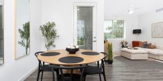 The Strand Gallery 54