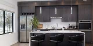 Fully Furnished - 2 bedroom / 2.5 unit in Victor with Garage Gallery 1