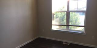 4 Bedroom Rambler in Horn Rapids! Gallery 1