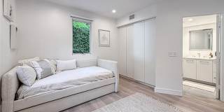 4266 Louise Avenue Gallery 20