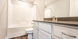 Newly Built Townhome 4bd 2.5ba Gallery 22