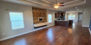 3BR|2.5BA Home in Villages of Mill Bayou Gallery 7