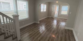 Three Bedroom Duplex Located near Raymond Street and East Street Three Bedroom Duplex Located near Raymond Street and East Street Gallery 1