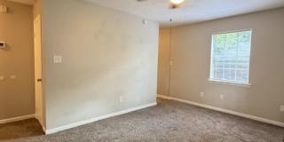 2116 Greenoaks Road - 1B Gallery 2
