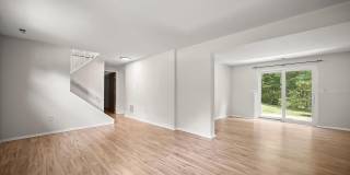 5435 THE BRIDLE Path Gallery 24
