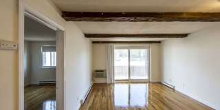 Modern 2bed w/H + HW Gallery 1