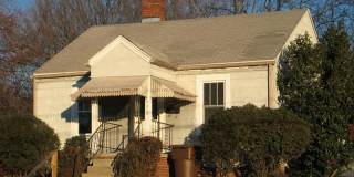 923 Hackett St Gallery 1