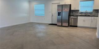 5815 ERIN LANE S Gallery 3