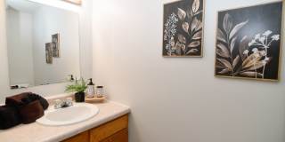 Washington Ave Grinnell Gallery 20