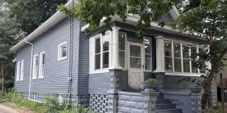 721 East Corrington Avenue Gallery 1