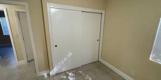 4/2 Home for rent, all tile floor, granite counter tops, new cabinetry, central ac. Gallery 10