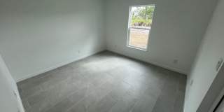 Bright & Modern 2 Bed-1 Bath Pet-Friendly Home in Desirable Lehigh Acres! Gallery 10