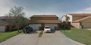 Close to Fort Sill, large laundry room Gallery 1