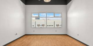 505 Central Gallery 13