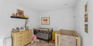 304 Warren Street Gallery 7