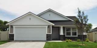 Beautiful new 3 bed 2 bath home in a quiet Star neighborhood. Gallery 1