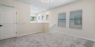 4470 Waterside Dr Gallery 15