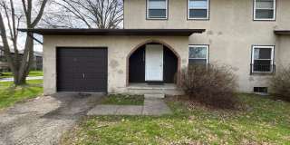 1851-1853 Lake Club Dr Gallery 1