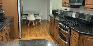 1703 Melville Street Gallery 4