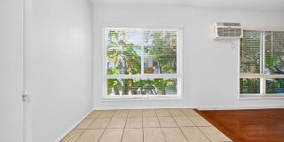 336 S Alexandria Ave Gallery 8