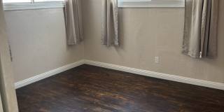 394 Warren Avenue Gallery 9