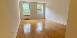 1 Larchmont Acres Gallery 3