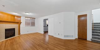 Beautiful 4 Bed 3 Bath in Andover School District! Gallery 29