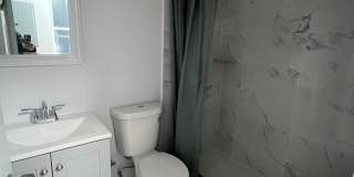 4422 LOCUST Street Gallery 20