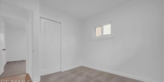 23108 Pilgrim Avenue Gallery 14