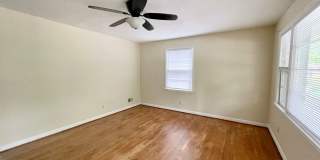 Southeast Columbia Gallery 1