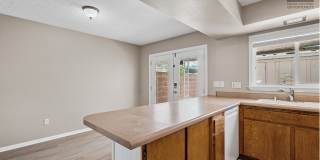2Bed/1.5Bath Townhome at 15th Ave/Camelback! Ready for Immediate Move-In! Gallery 13