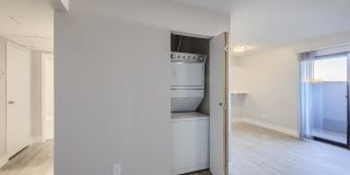 Rise Skyview Gallery 70