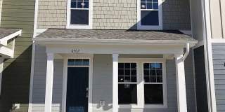 Room in 3 Bedroom Home in Raleigh Gallery 1