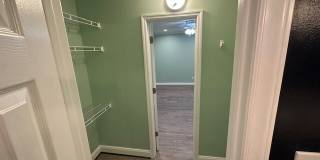 Bradford Place Gallery 11