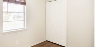 Beautiful home for lease near Hefner & Penn Gallery 10