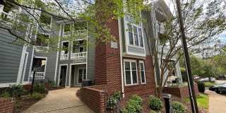 Newly Remodeled 2BD, 1.5BA Raleigh Condo in Prime Location with HOA Amenities Gallery 3