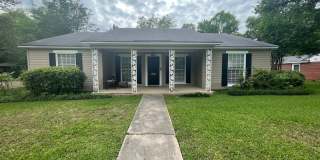 Spacious South Highlands 2 Bedroom Home with flex rooms! Gallery 1