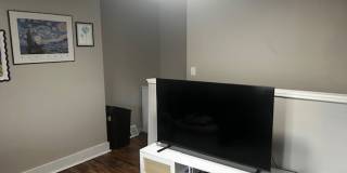 230 S Negley Gallery 11