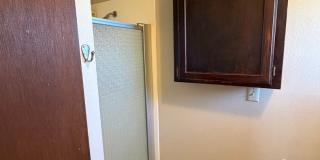 The Perfect House for Roommates, 6bdrms, 3.5 baths, 1.5 miles from Oregon Tech and Sky Lakes Medical Center Gallery 25