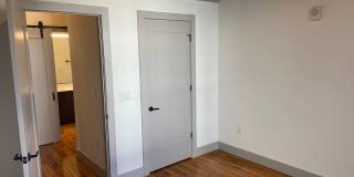 Laros Lofts Gallery 59