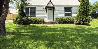 South side Indy - 3 BR near U of I Gallery 1