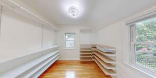 Close in Silver Spring UPDATED 3 bed + 2 BA Gallery 10