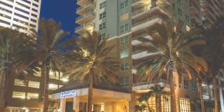 Yacht Club at Brickell Gallery 25