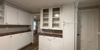 4 Bedroom 2 Bath Single Family Home W/Garage! Gallery 14