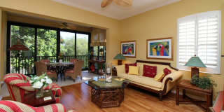** THE VINEYARDS SEASONAL ** 2 BED PLUS A DEN\2 BATH 2ND FLOOR COACH HOME READY FOR YOU ** VACATION READY HOME ** Gallery 35
