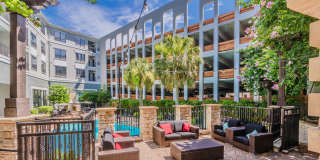 Elan at Bluffview Gallery 34