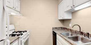 Camelot Village Apartments Gallery 9